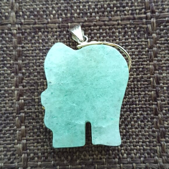 Vintage Genuine Pale Green Jade Elephant Amulet Pendant – Good Fortune Necklace - Picture 4 of 9